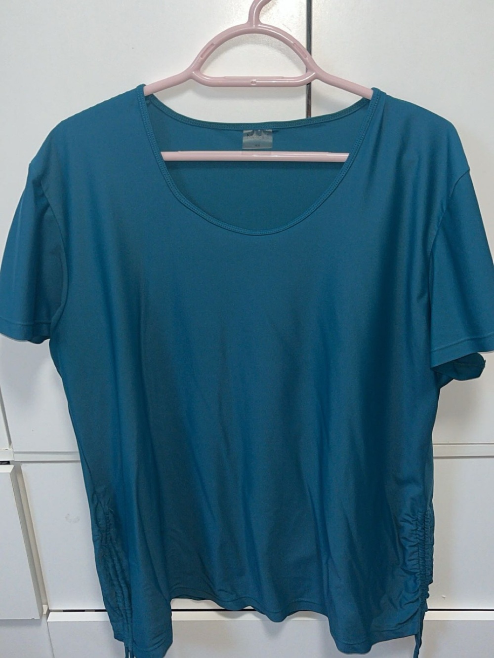 Women’s 2X swim shirt